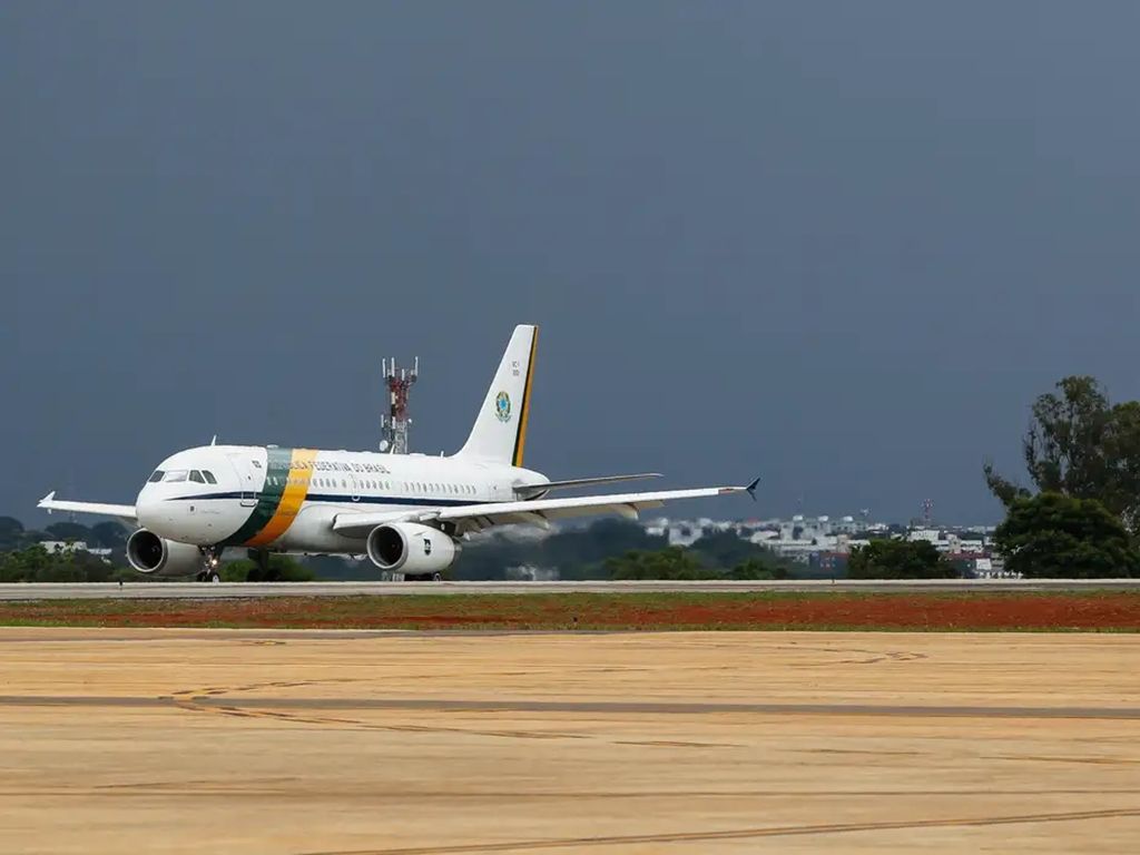 Apesar do susto, o avião presidencial pousou em segurança. Foto: Marcos Corrêa/PR