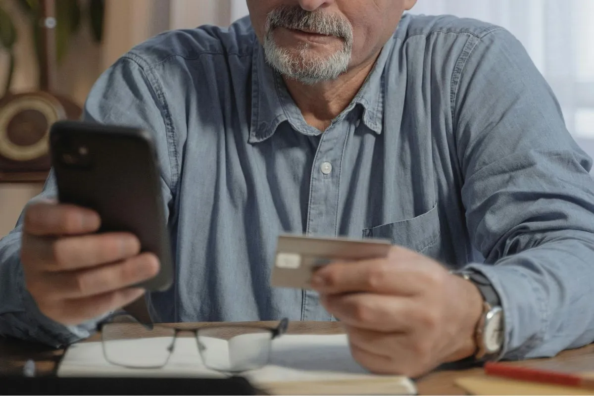 Sobrinho é preso suspeito de desviar R$ 156 mil da conta de tio idoso em Ubaitaba