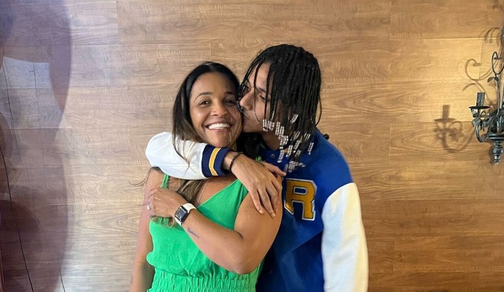 Justica Solta Mae Do Rapper Oruam Investigada Em Operacao Contra O CV