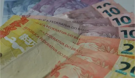 Governo propõe salário mínimo de R$ 1.147 para 2022, sem aumento acima da inflação