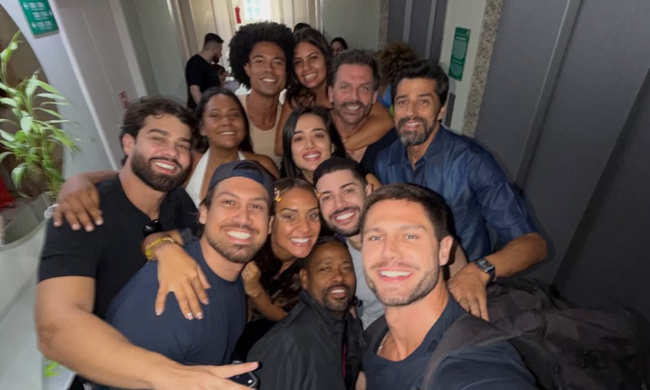 Eliminados e expulsos do BBB 26 se re&uacute;nem em hotel para a final.Foto: redes sociais