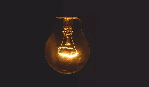 Conta de luz pode ficar mais barata para todos os brasileiros em 2020; entenda