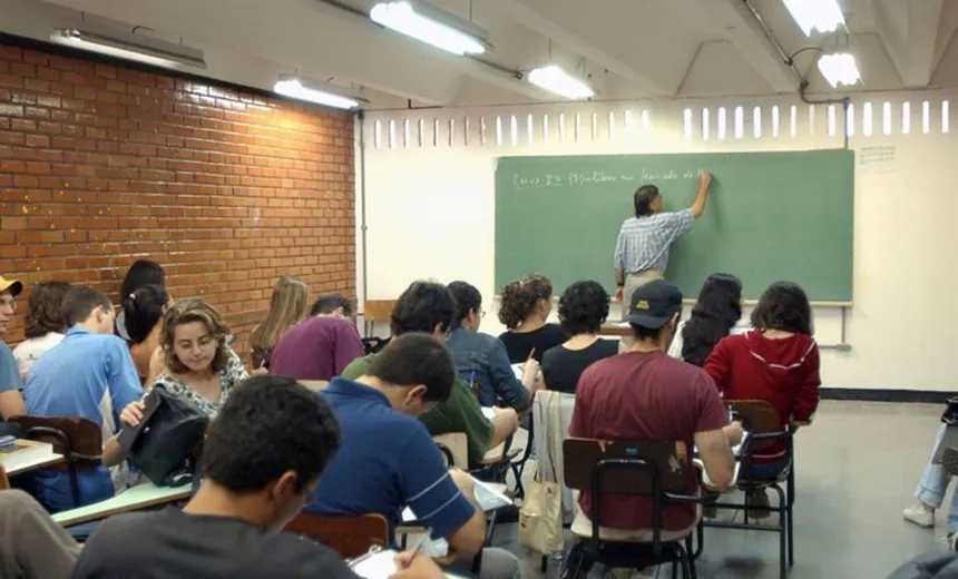 Prazo para renovação do Fies é prorrogado para próxima sexta-feira