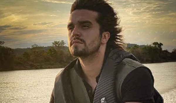 Luan Santana faz live no Pantanal para ajudar região que tem sofrido estragos causados pelas queimadas 