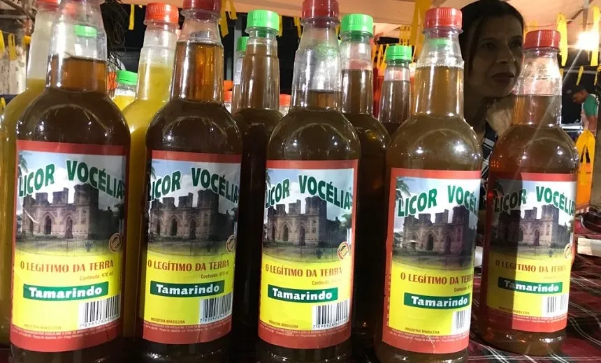 Empreendedorismo familiar caracteriza a produção de licor no São João da Bahia