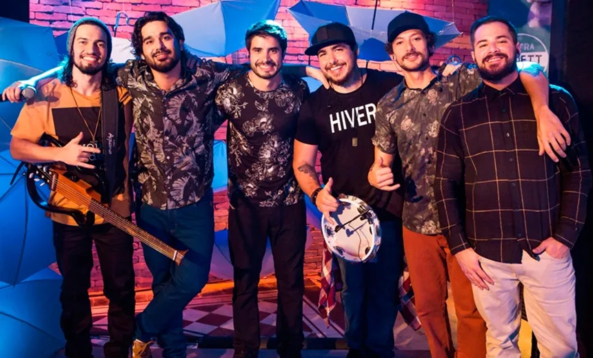 Donos do hit ‘Cerveja de Garrafa’ fazem show pela primeira vez em Salvador; confira