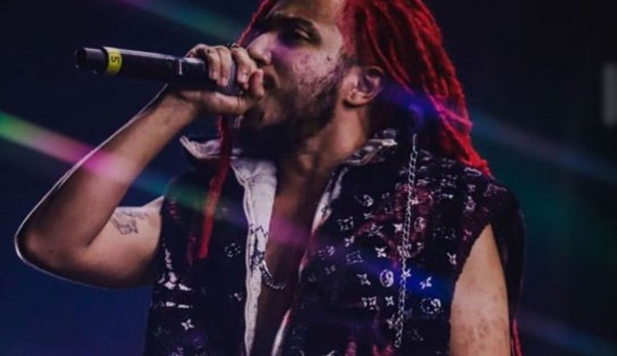 Promessa na cena soteropolitana, rapper Young Piva sobe ao palco do ...