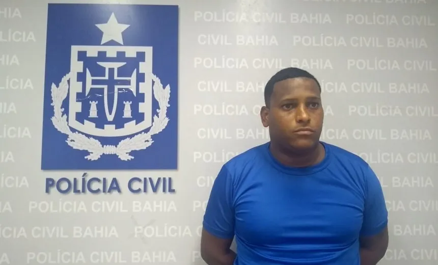 Suspeito de espancar namorada e filho foi preso após vítima pedir ajuda por celular