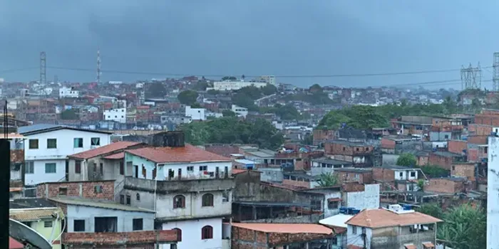 Chuvas Intensas Em Salvador a Codesal Orienta Popula&ccedil;&atilde;o Sobre Medidas De Seguran&ccedil;a