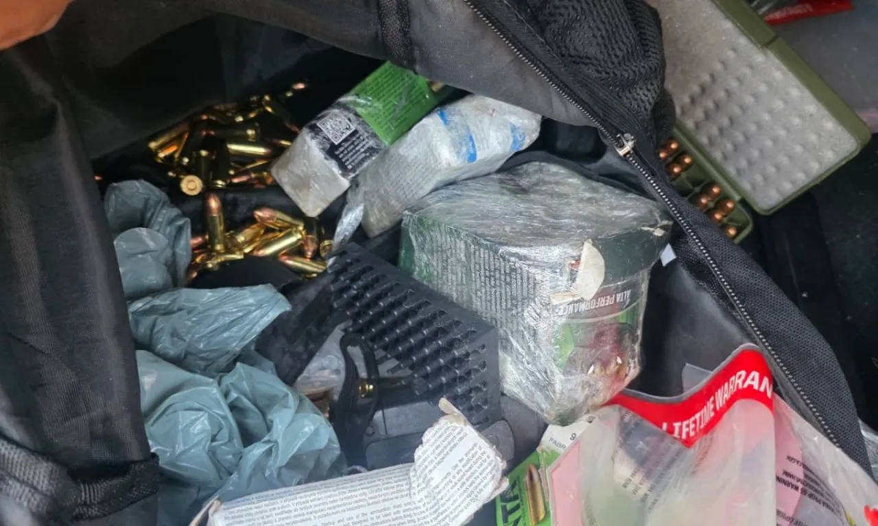 Quatro pessoas são presas em operação contra organização criminosa em Porto Seguro