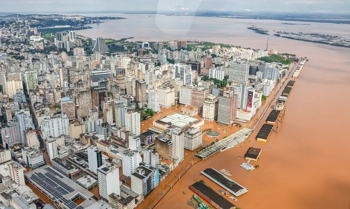 Papa Francisco se solidariza com vítimas do Rio Grande do Sul: 'Catástrofe'