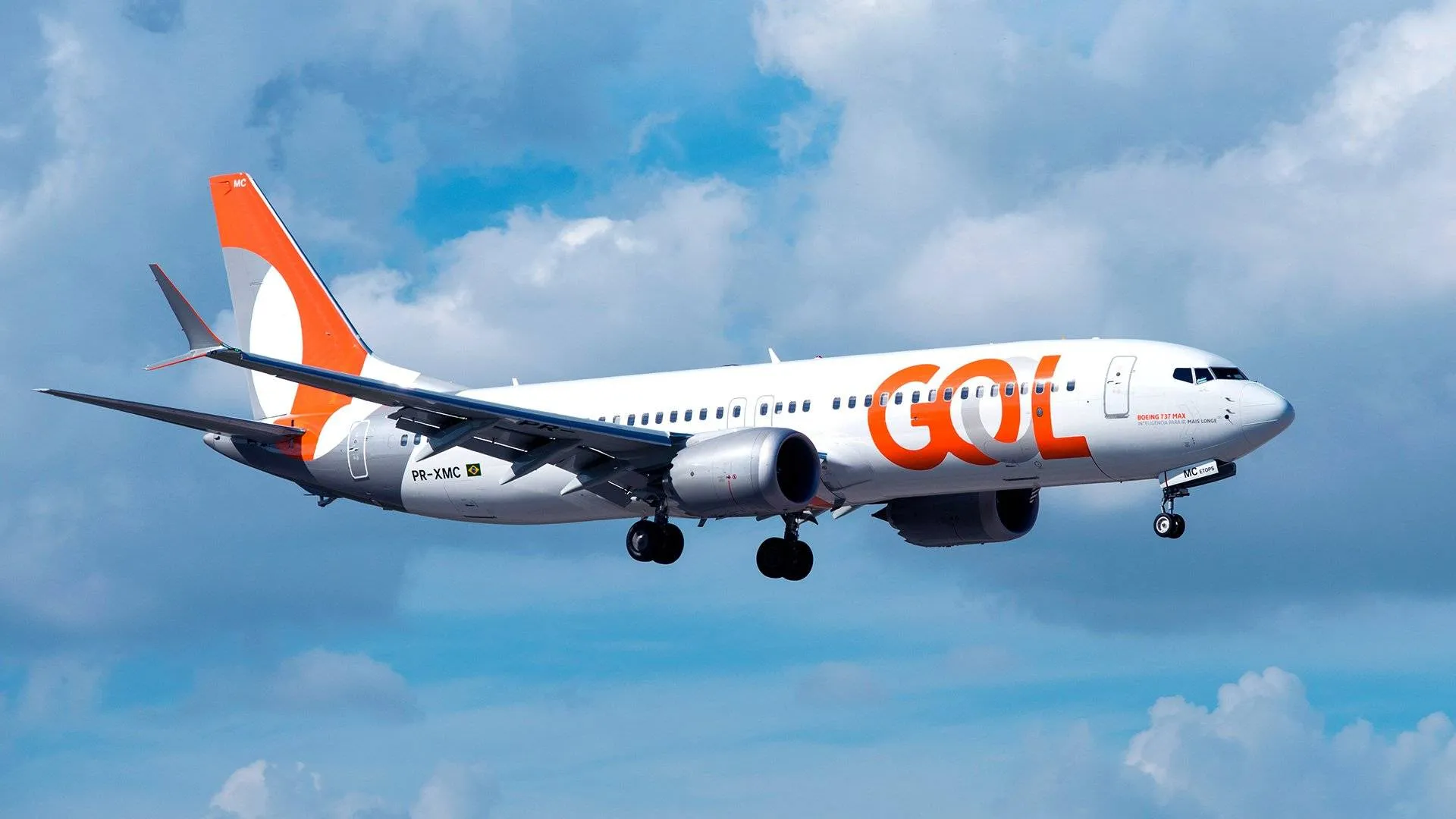 Com apenas um motor funcionando, avião da Gol realiza pouso de emergência em Vitória