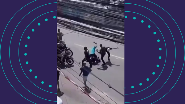 Homem &Eacute; Cercado E Agredido Por Grupo Durante Briga De Torcidas No Cabula, Em Salvador