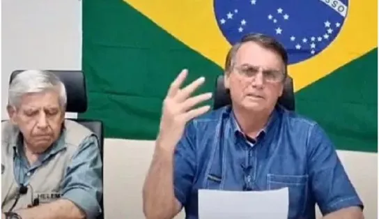 Em live, Bolsonaro ataca TSE e afirma que vai contratar empresa para auditar eleições: "termos eleições livres"