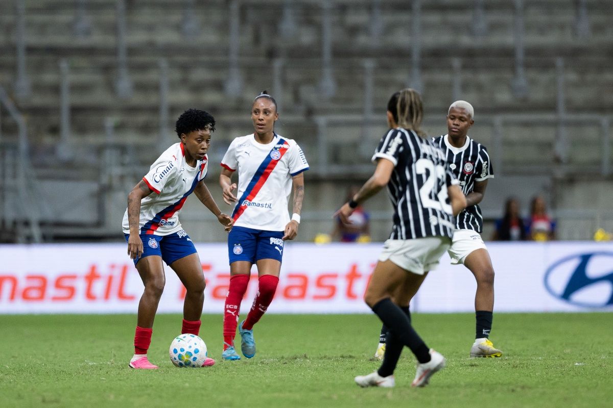 Apesar da derrota para o Corinthians no jogo de ida da semifinal do Brasileir&atilde;o Feminino, o treinador do Bahia afirmou confian&ccedil;a na equipe para reverter a desvantagem. Foto: Let&iacute;cia Martins/EC Bahia