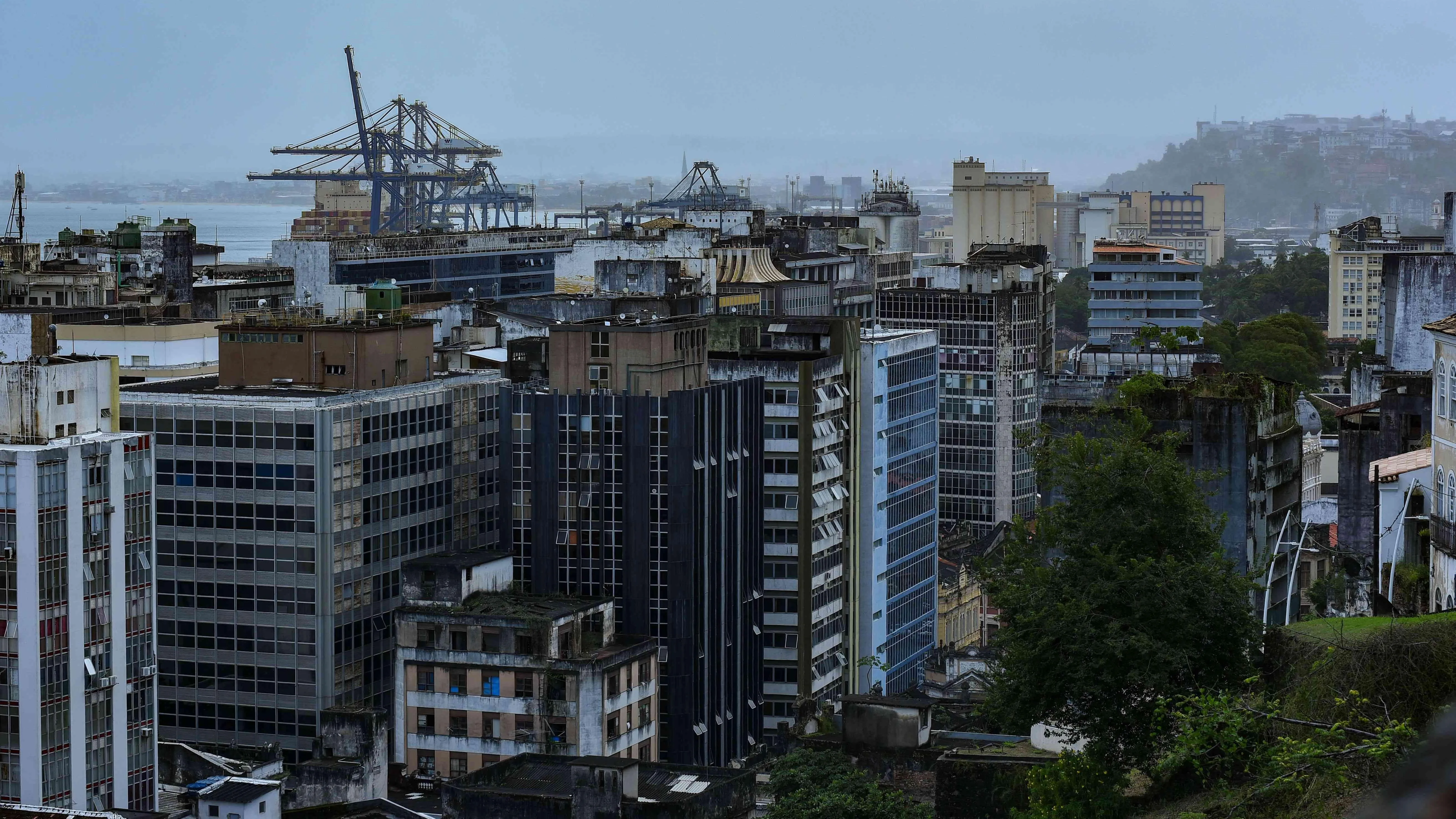 PIB da Bahia tem menor crescimento do Nordeste e perde participação no Brasil