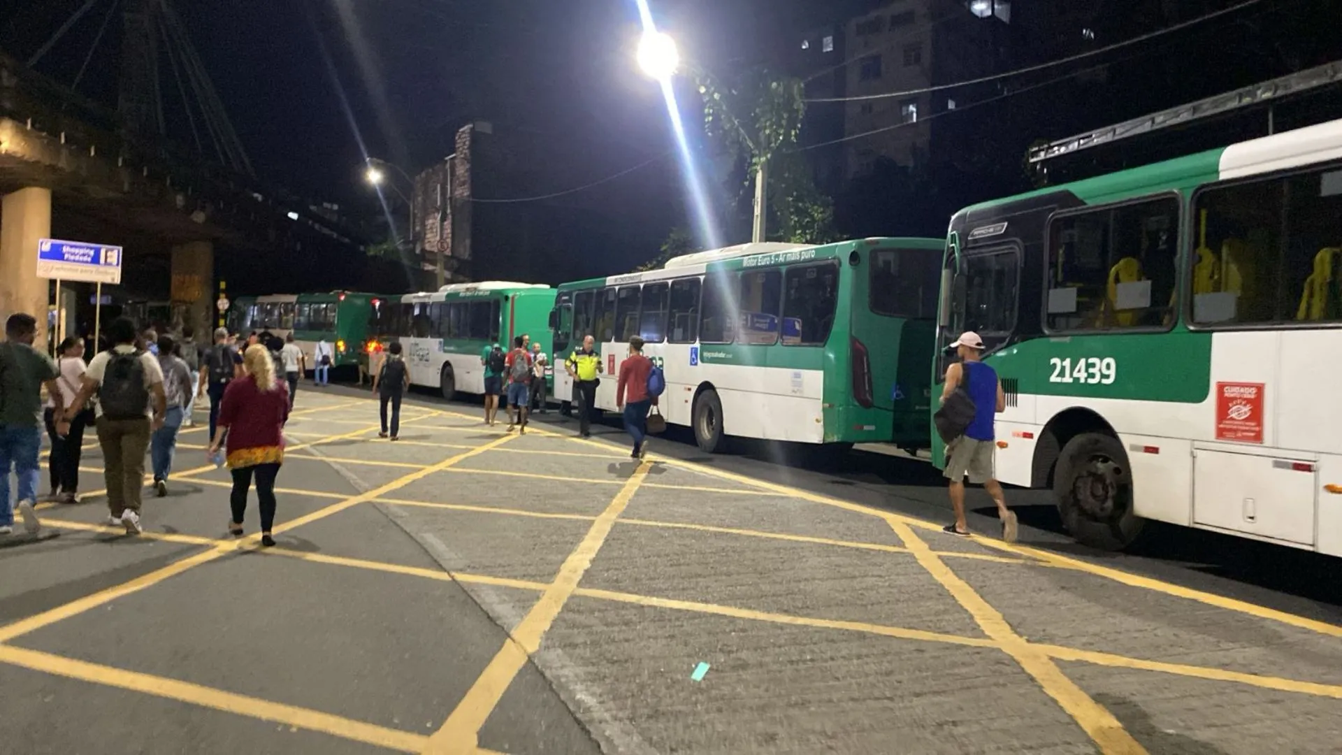 Estação da Lapa parada