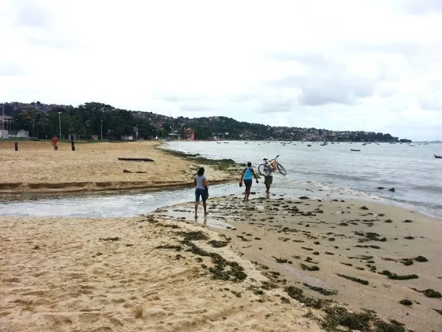 Sete praias estão impróprias para banho em Salvador e Lauro de Freitas