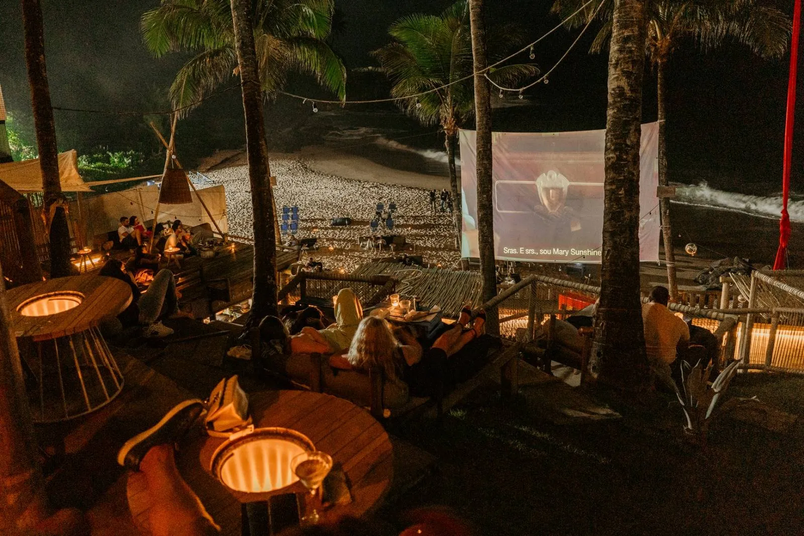 Filme '10 Coisas Que Eu Odeio Em Você' será exibido à beira da praia, em Salvador