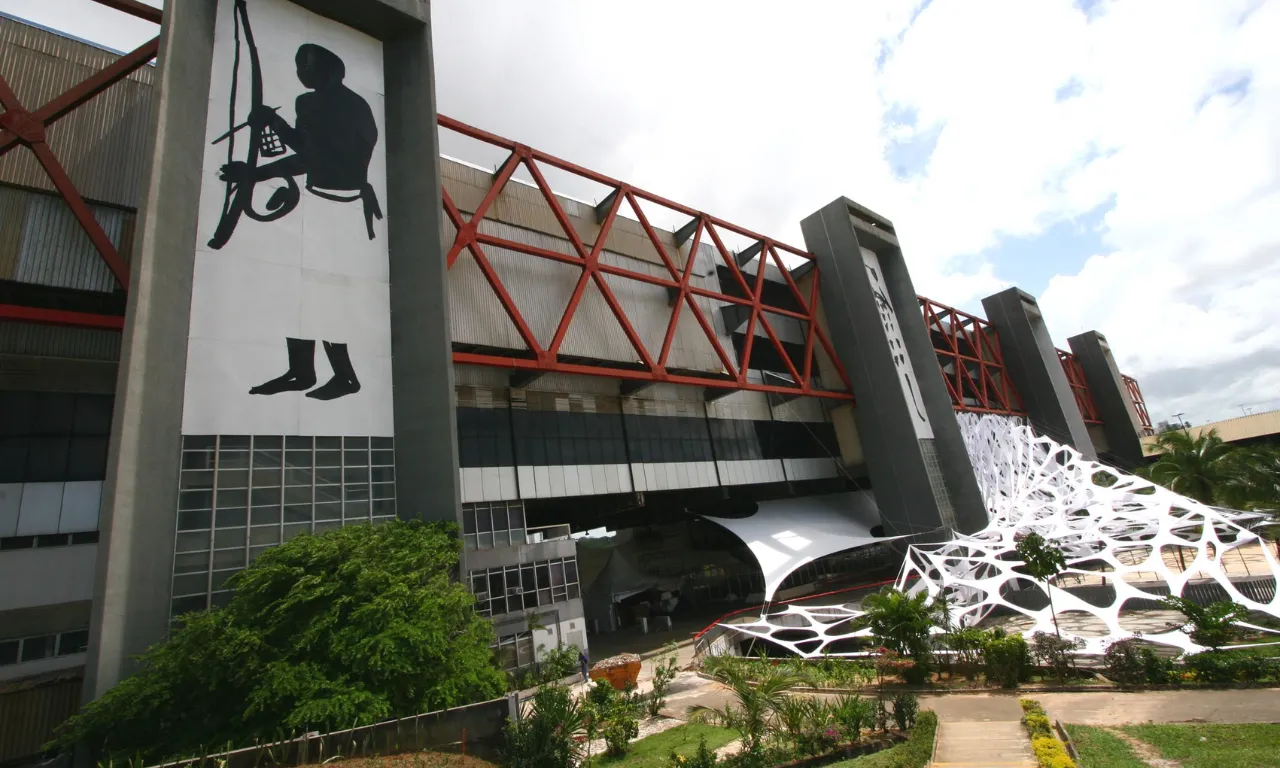 Venda do antigo Centro de Convenções é oficializada; imóvel vale R$ 138,4 milhões