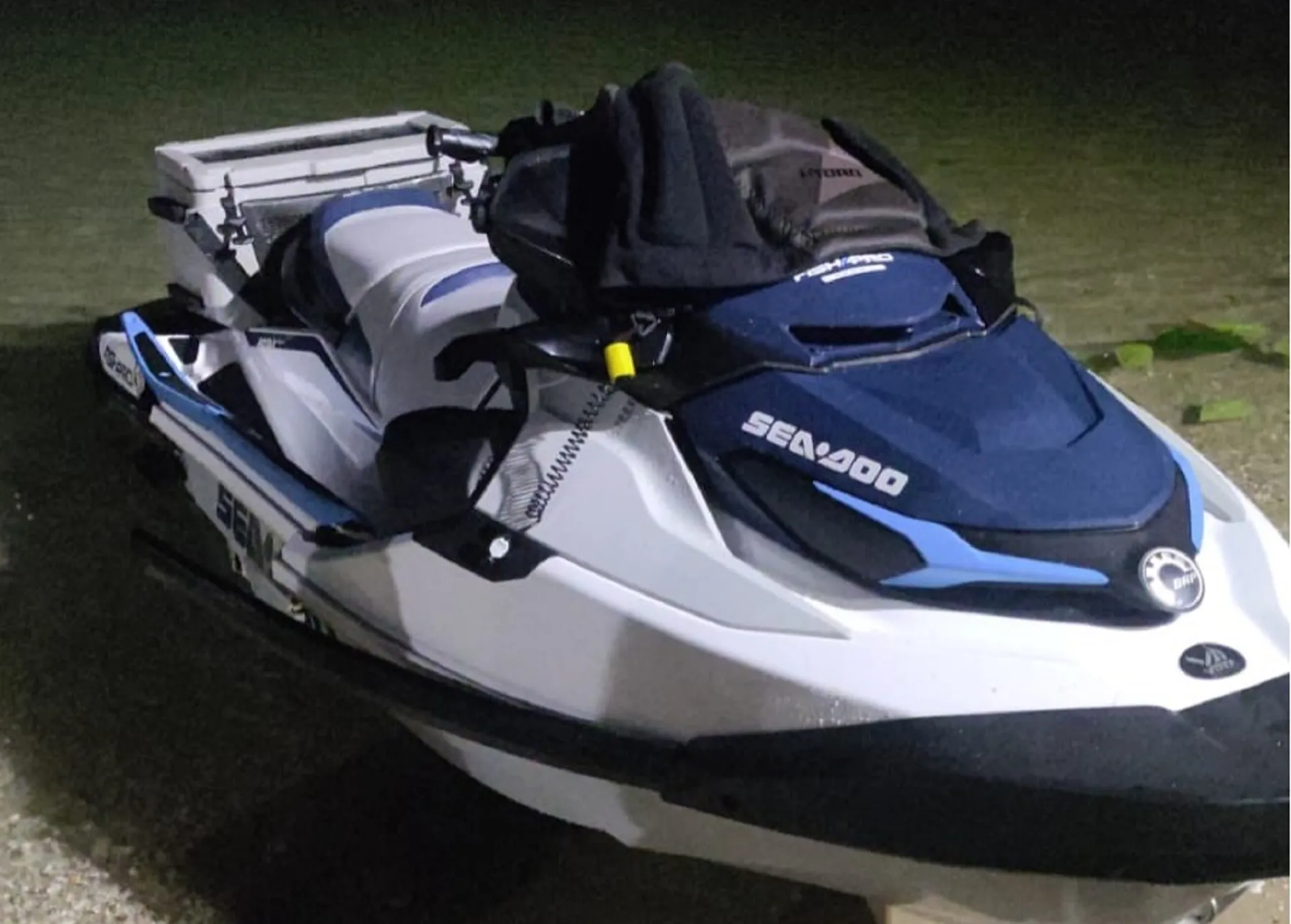 Homem morre e mulher fica ferida em acidente com moto aquática na Ribeira