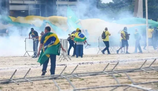 PT pede a Lira que projeto que anistia criminosos do 8/1 seja arquivado