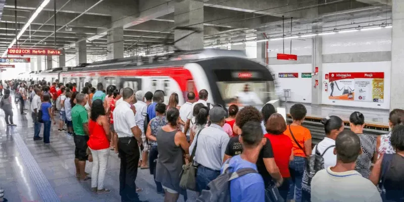 O metrô de Salvador transporta, em média, 370 mil passageiros por dia útil, segundo dados da CCR Metrô Bahia/Foto: Reprodução 