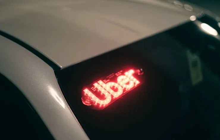 Uber limita modelos de carros para categorias Black e Comfort; veja mudanças