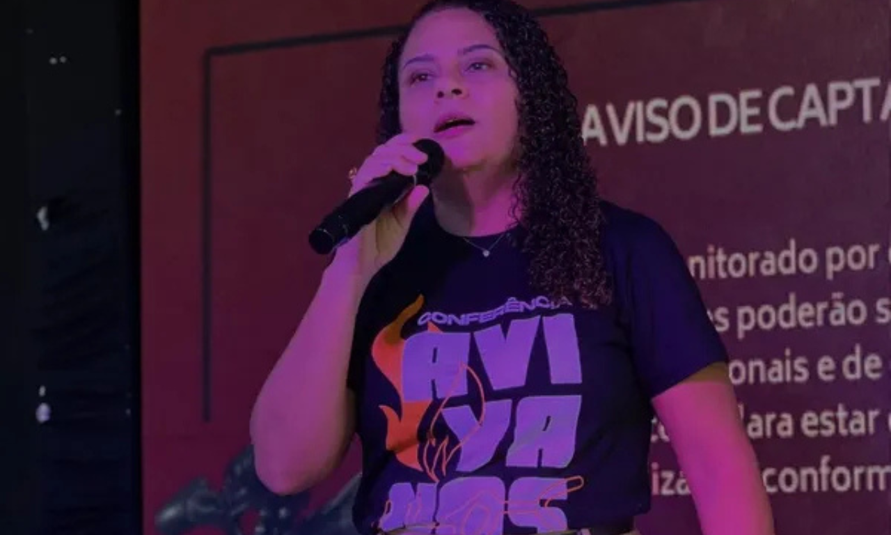 Apóstola baleada na cabeça deixa hospital quase cinco meses após ataque. Foto: Redes Sociais