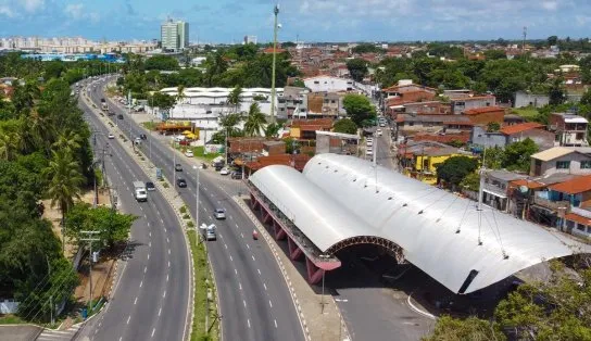 Ônibus vão circular com passagens gratuitas em Lauro de Freitas no dia da eleição