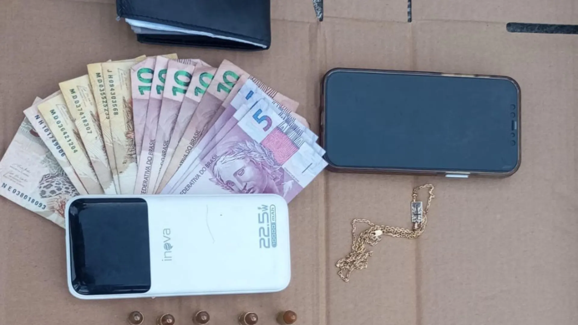 Situação de reféns em São Caetano termina com quatro suspeitos presos