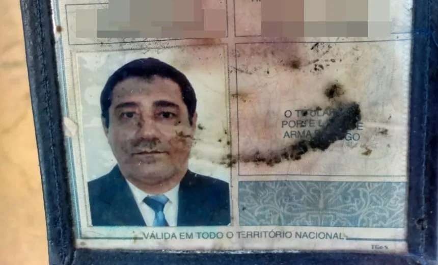 Policial é morto após tentativa de assalto a ônibus; suspeito também morre