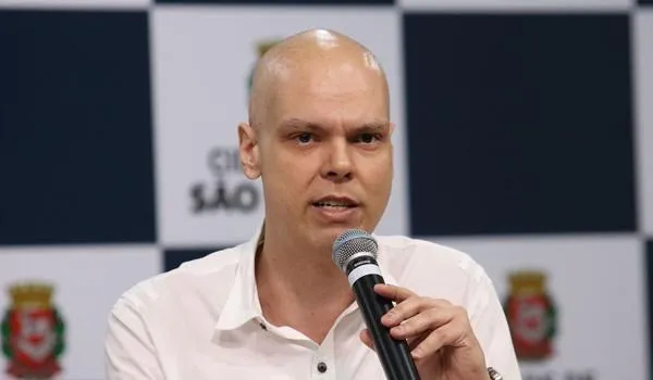 Vereadores de São Paulo aprovam projeto que concede aumento salarial de 46% para o prefeito Bruna Covas
