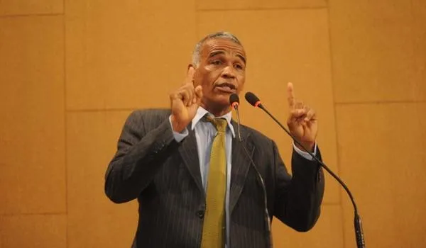 "Separar o doido da pessoa", diz Isidório ao comentar 1ª colocação na corrida para a Prefeitura