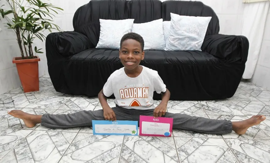 Família organiza vaquinha virtual para ajudar menino da periferia de Salvador a continuar curso no Bolshoi