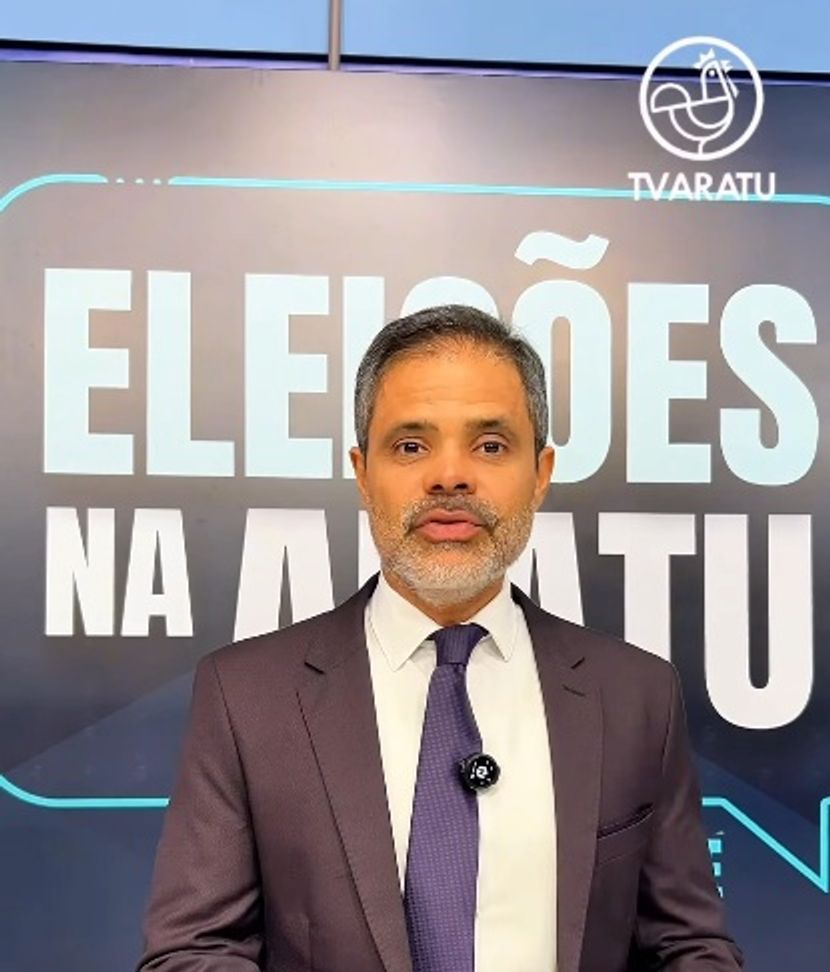 Jornalista Pablo Reis media as sabatinas da TV Aratu. Foto: Reprodu&ccedil;&atilde;o | Instagram