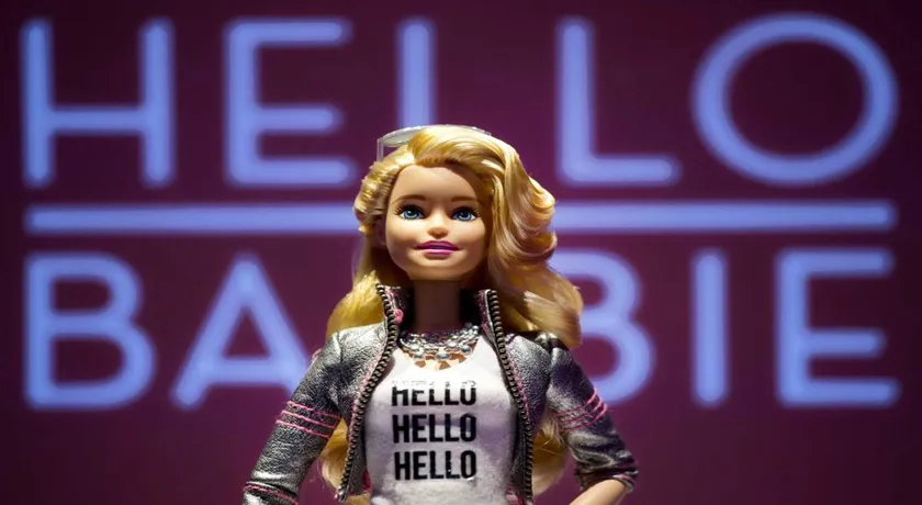 Nova Barbie é inteligente demais e expõe privacidade das crianças, alerta ativistas