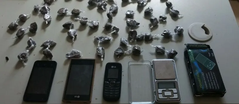 MUTUÍPE: Polícia apreende drogas em casa de adolescente; Mãe do infrator é presa