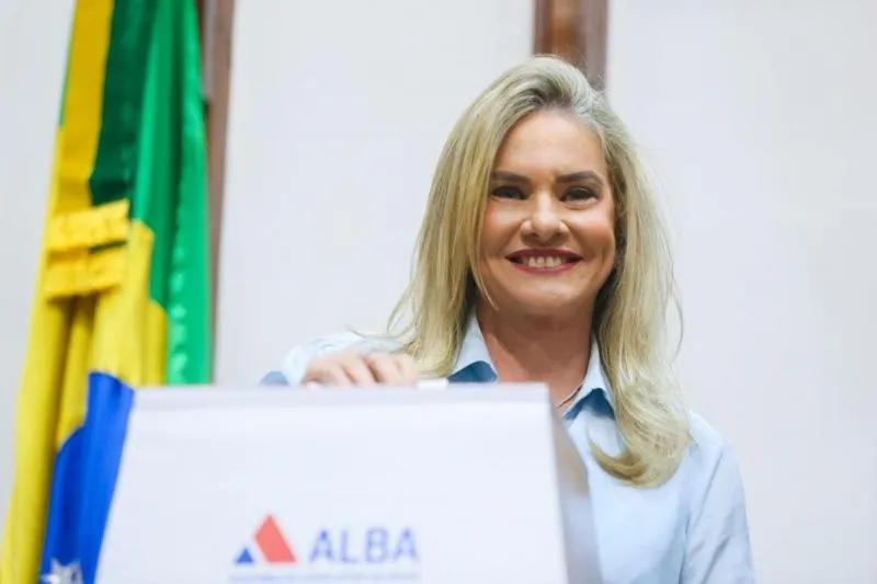 Ivana Bastos Divulgação