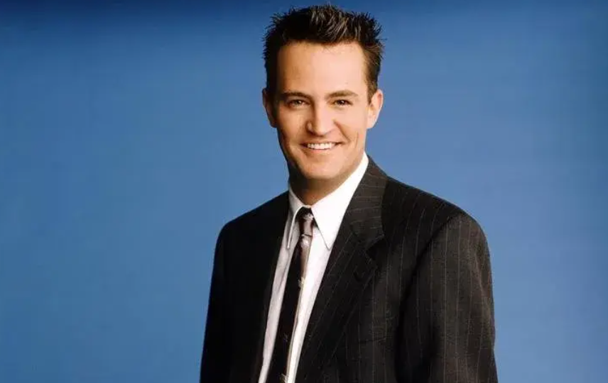 Ator Matthew Perry, famoso por interpretar o personagem Chandler Bing. Foto: Divulgação