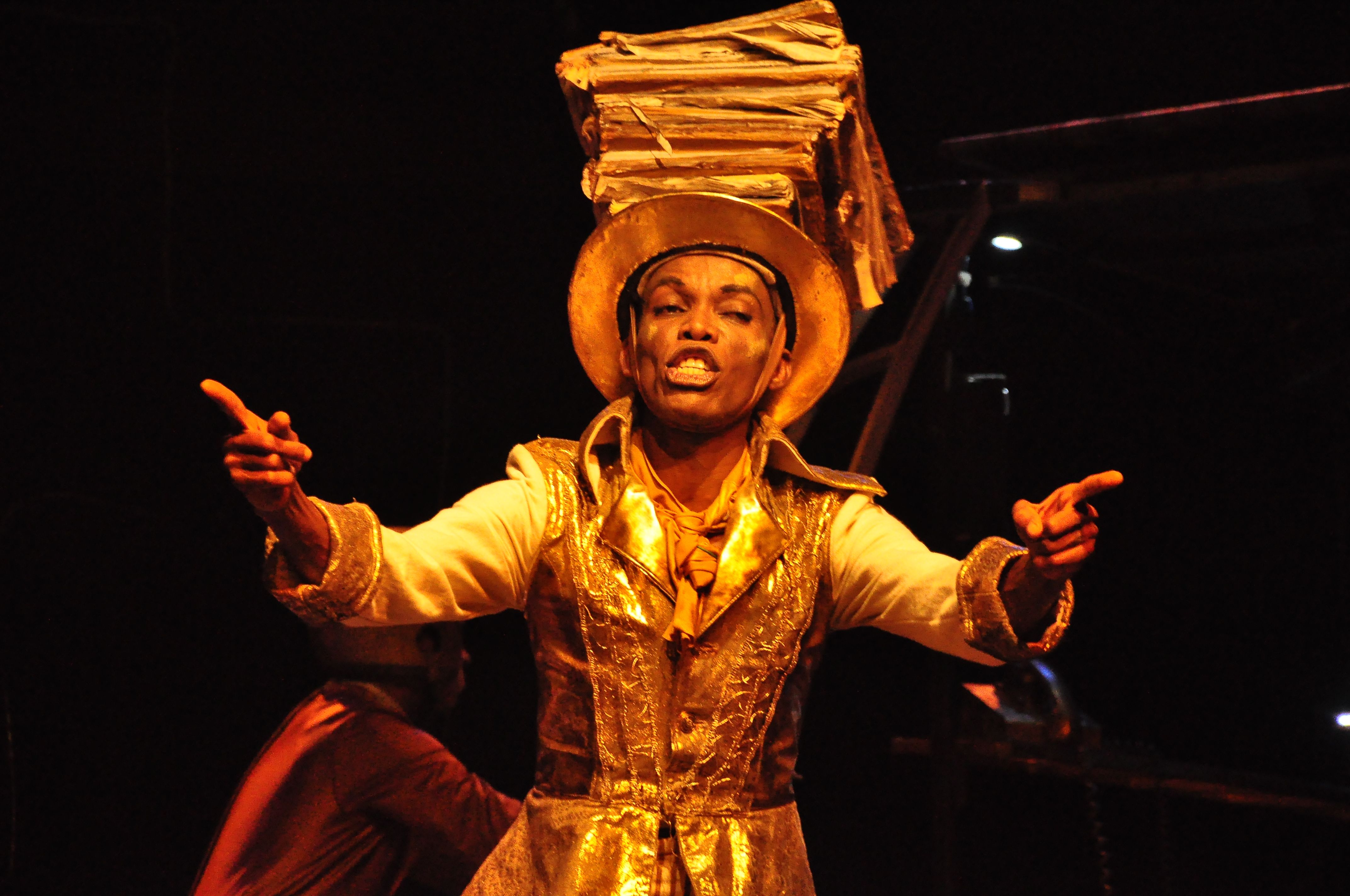 Tca.nucleo De Teatro   Maluco Beleza Tca.n&uacute;cleo F.ant&ocirc;nio Figueiredo (1)