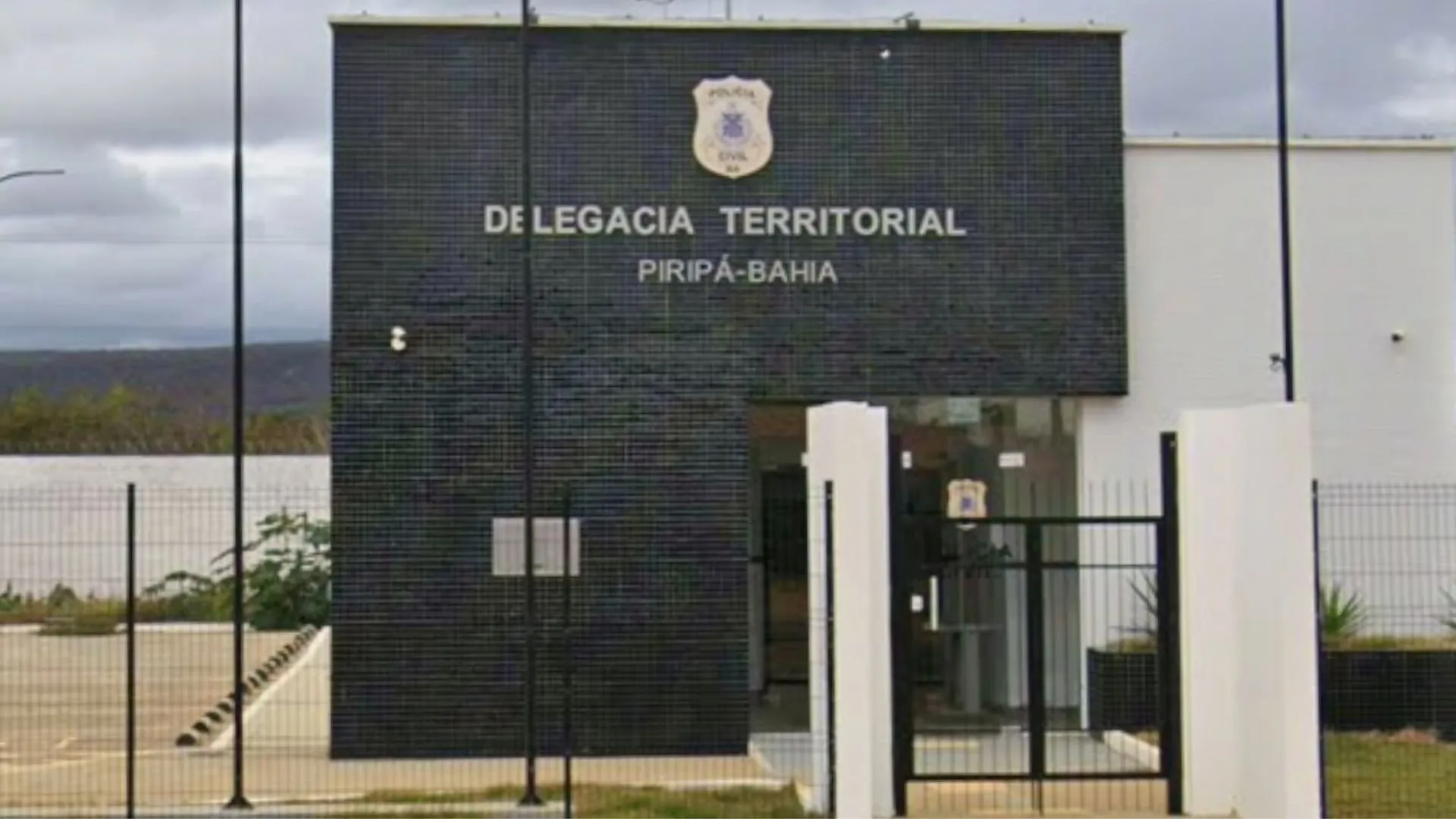 Ataque a tiros termina com casal morto em via pública na Bahia