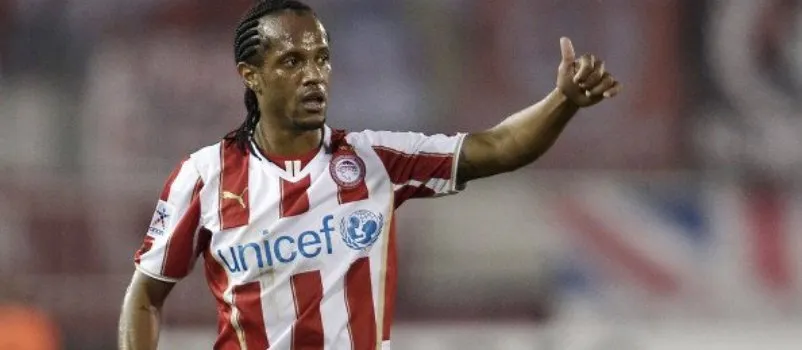 Diretoria rubro-negra prestes a oficializar mais um reforço; Desta vez, o lateral Leandro Salino