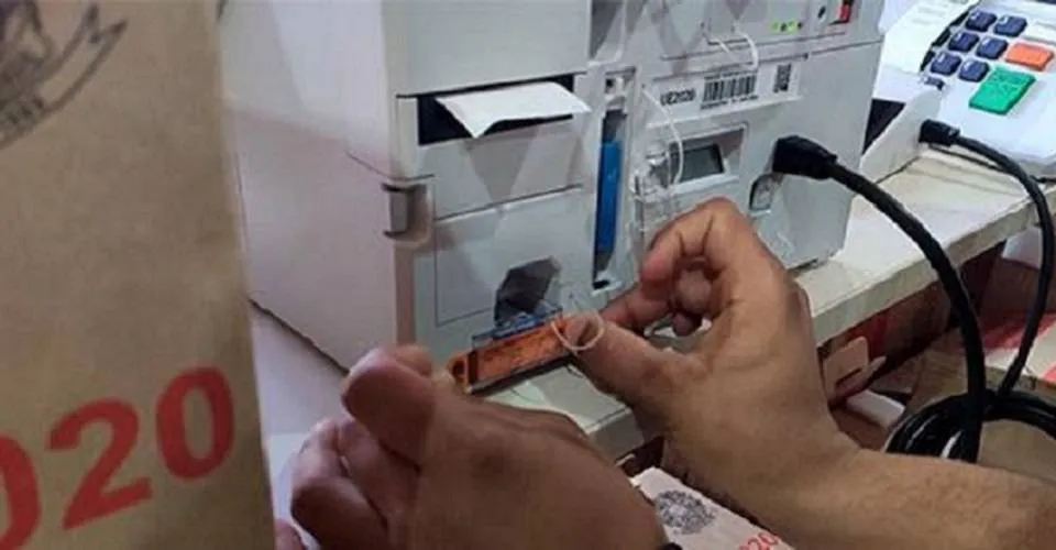 Eleições Municipais: TRE-BA inicia preparação das urnas eletrônicas