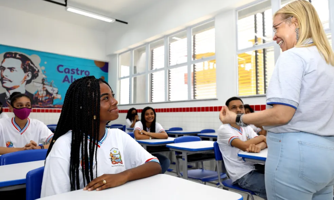 Professores da rede estadual come&ccedil;am a receber reajuste do piso salarial. Foto: Divulga&ccedil;&atilde;o