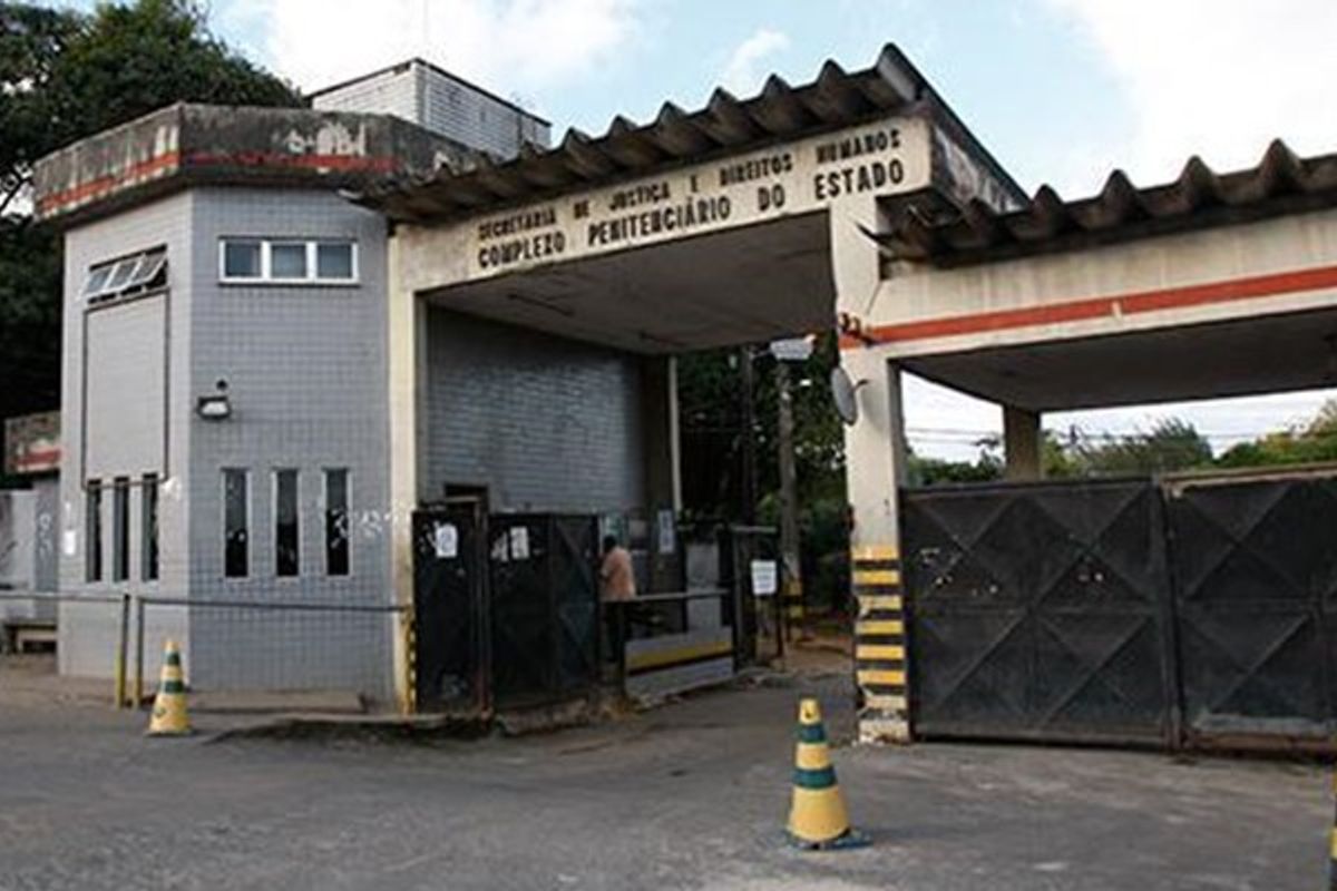 LEMOS BRITO: Presos serram grades e fogem de complexo penitenci&aacute;rio da Mata Escura