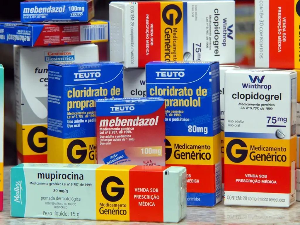 Apesar da liberação, o farmaceutico não poderá prescrever todos os medicamentos e que sua atuação é limitada à prescrição daqueles que são isentos de prescrição e tarjado. Foto: Arquivo/Agência Brasil