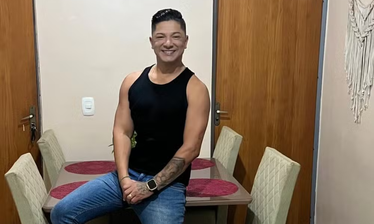 Francisco tamb&eacute;m se dedicava a carreira de cantor e influenciador digital.Foto: Reprodu&ccedil;&atilde;o