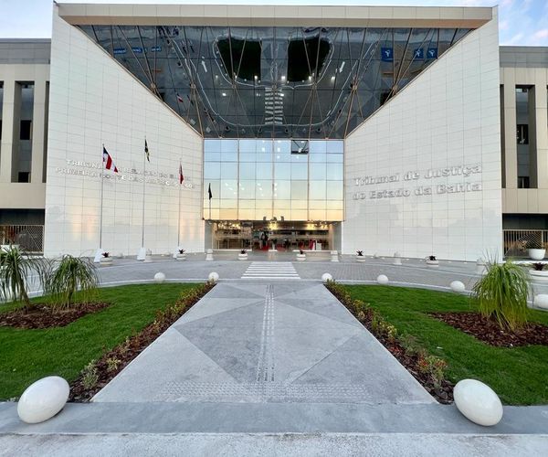 Juiz de Barreiras é notificado por suspeitas de favorecimento em decisões