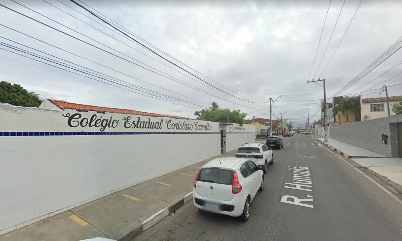 Muro de centro para imigrantes